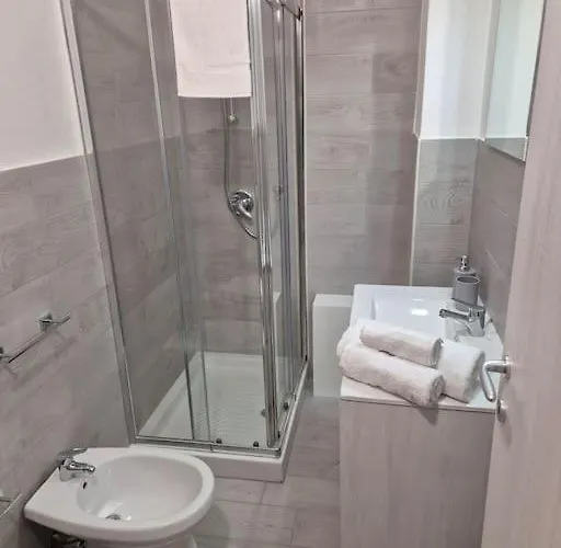 Magi Монделло